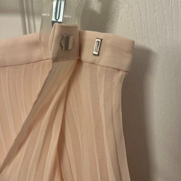 RW & CO Pleated High-Rise Flare Skirt - Picture 4 of 7